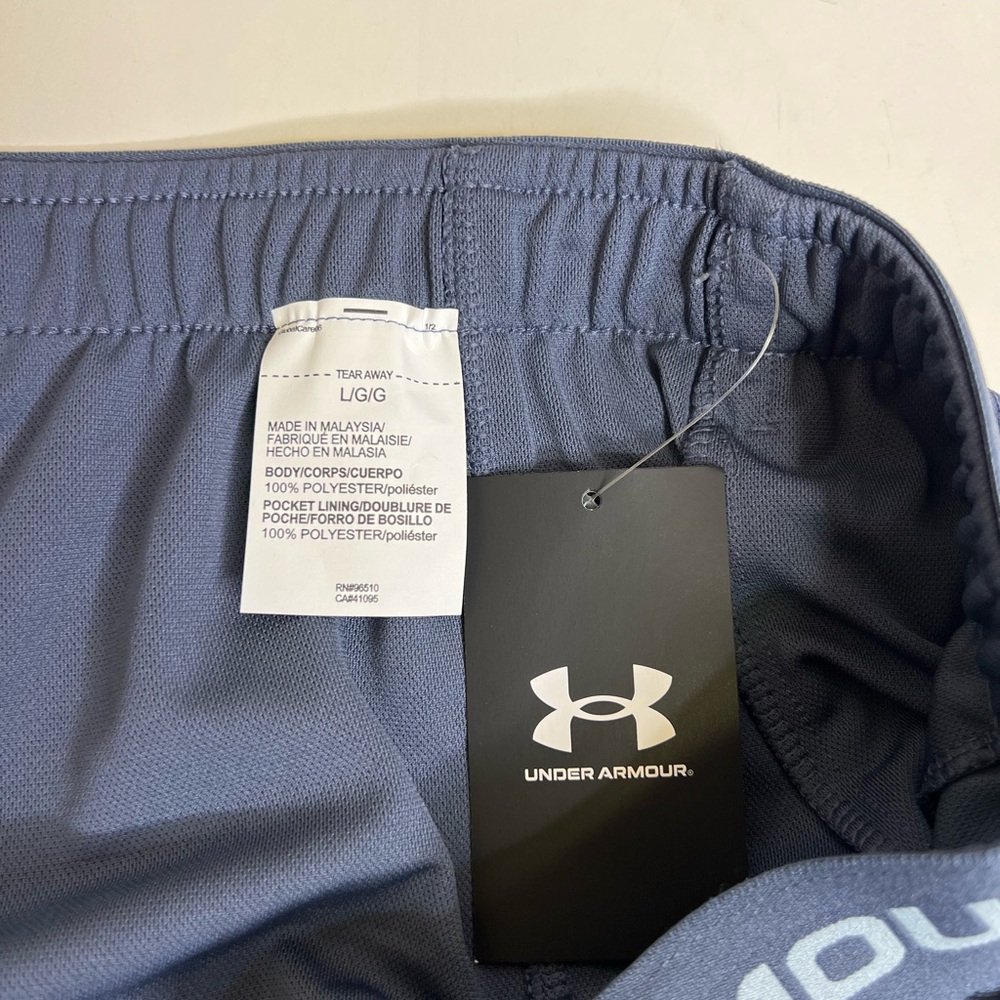 Under Armour Women's UA Tech™ Play Up Shorts Navy Blue - Size Large - Picture 10 of 12